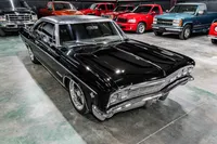 1966-Chevrolet Impala SS-Tuxedo Black-168376T161890-39.jpg